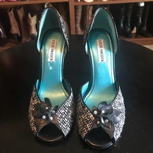 🌟Brand New🌟 Steve Madden Black & White Heels